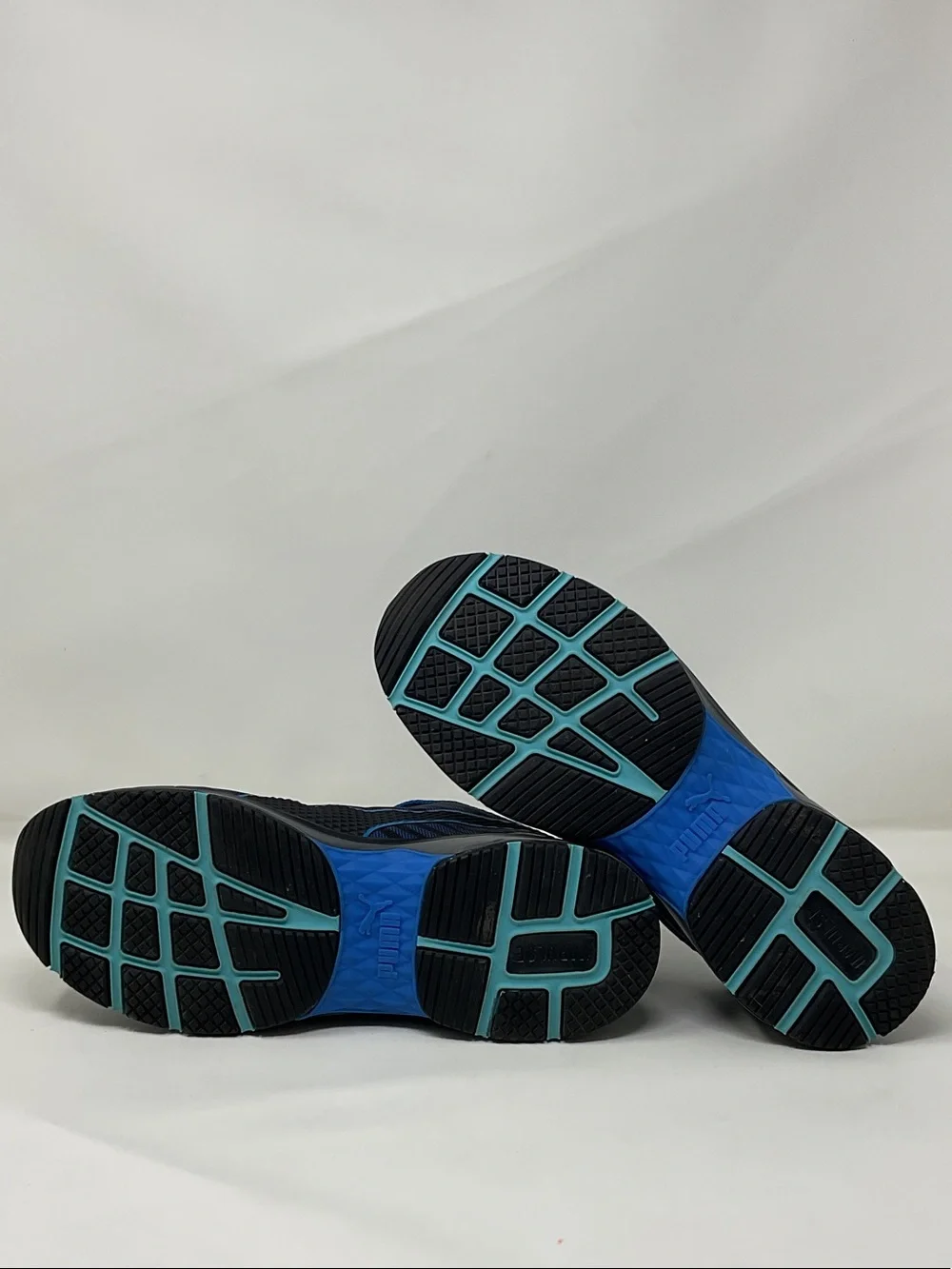 Puma lightweight athletic